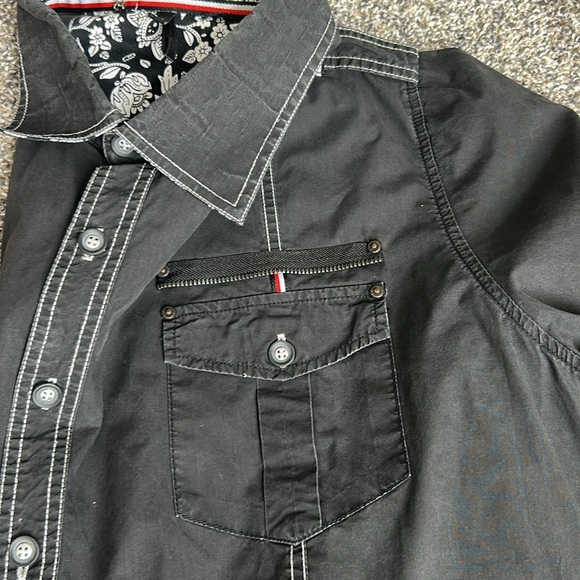 100% cotton Men's Y2K Black Button-Up Shirt with cool details size 4XL - Picture 11 of 11